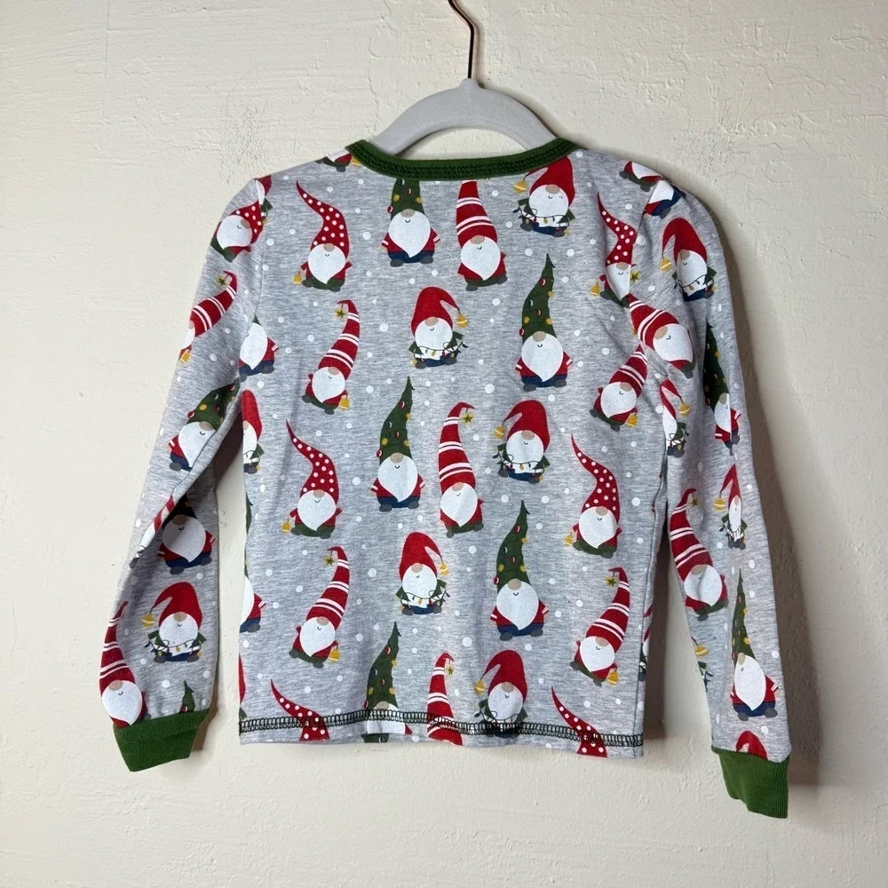 Mud Pie Christmas Gnomes Gray and Green Long Sleeve Henley Pajama Set Size 4T